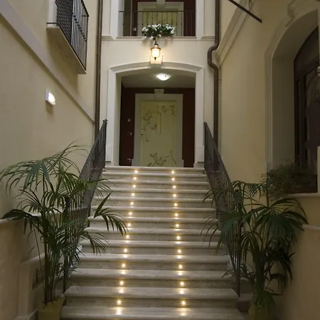 Palazzo Reginella-2