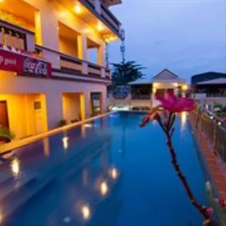 G Eleven Hotel-2