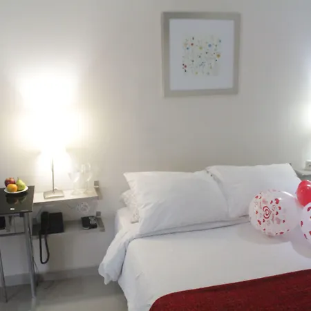 Hotel Golden House-3