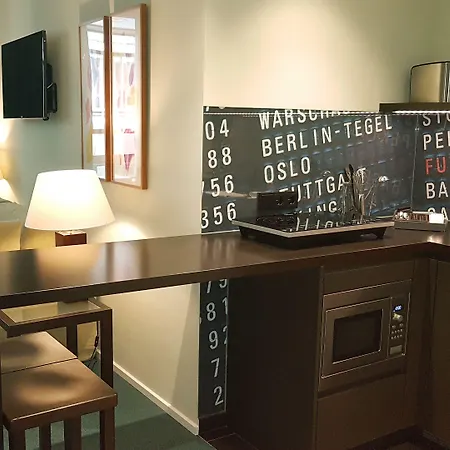 Clipper Boardinghouse - Berlin-Gendarmenmarkt-2