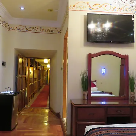 Hotel Rojas Inn-3