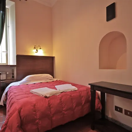 Hotel Panda-2