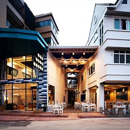 The Blue Pearl Kata Hotel-3