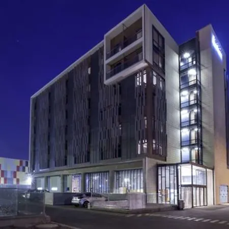 Courtyard By Marriott Santiago Airport-3