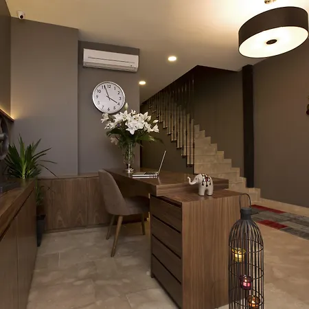 Snog Rooms & Suites-3