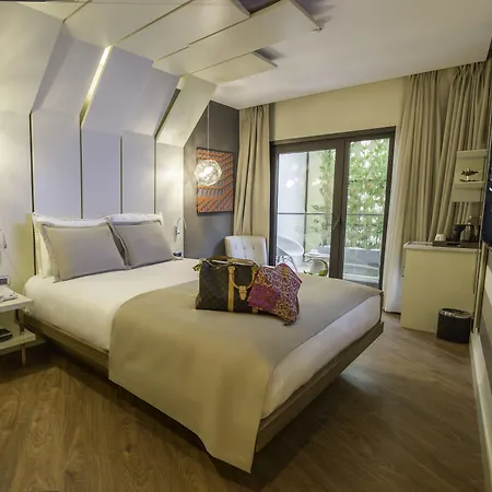 Maroon Hotel Pera-2