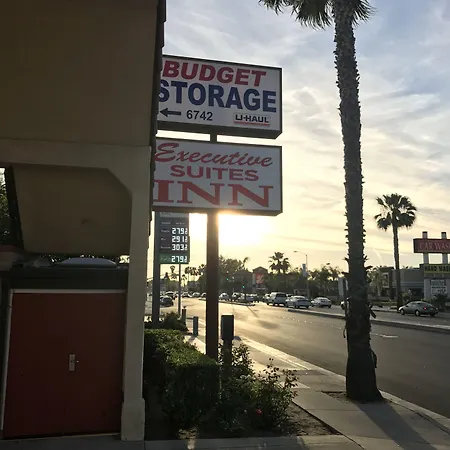 Executive Suites Inn-3