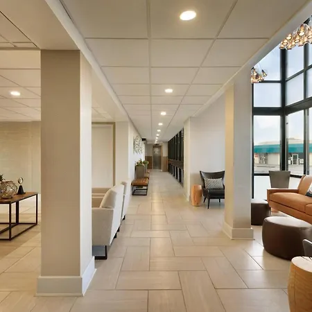 Surfbreak Virginia Beach Oceanfront, An Ascend Collection Hotel-2