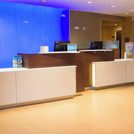 Fairfield Inn & Suites By Marriott Dickson-3