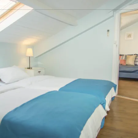 Goodmorning Solo Traveller Hostel-3