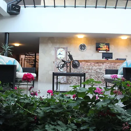Hotel Palace Inn Sclc-3