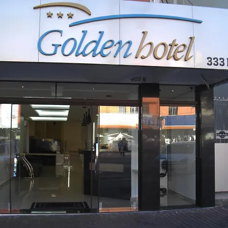 Golden Hotel - O Mais Central - Pet Friendly-3