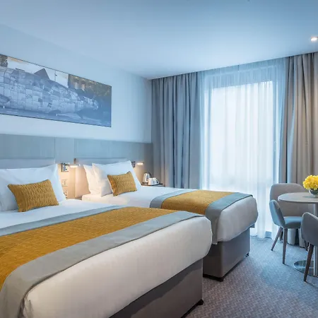 Maldron Hotel Kevin Street, Dublin City-3