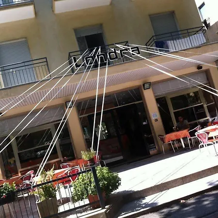 Hotel Londra-3