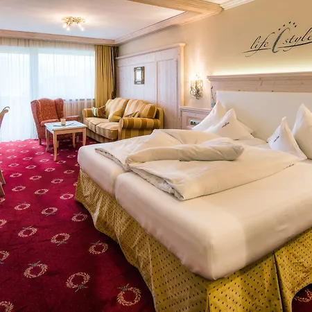 Wellnesshotel Cervosa-3