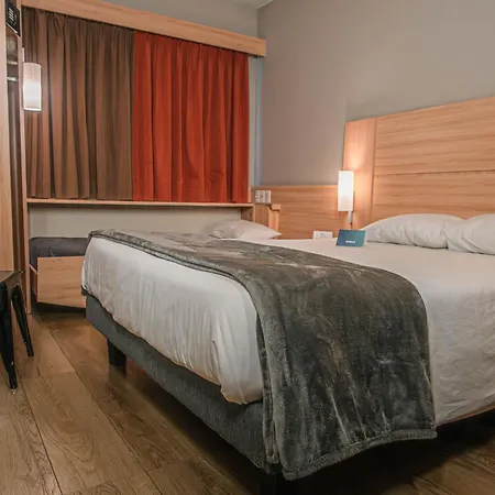 Nobile Inn Santiago-2