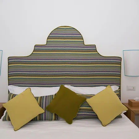 Sorrento Stylish Rooms-3