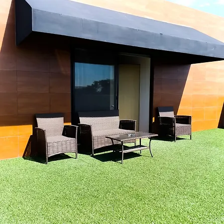 Room Hotel & Suites-2