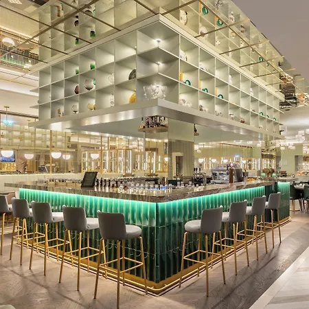 The Emerald House Lisbon - Curio Collection By Hilton-2