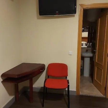Hostal Moncloa-2