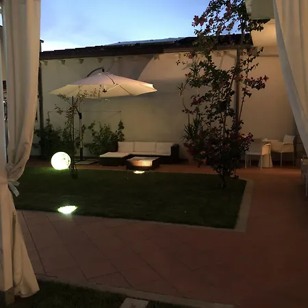City Garden Guest House-2