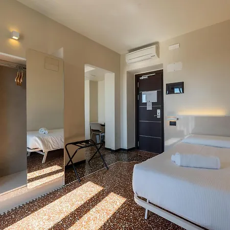 B&B Hotel Genova Principe-3