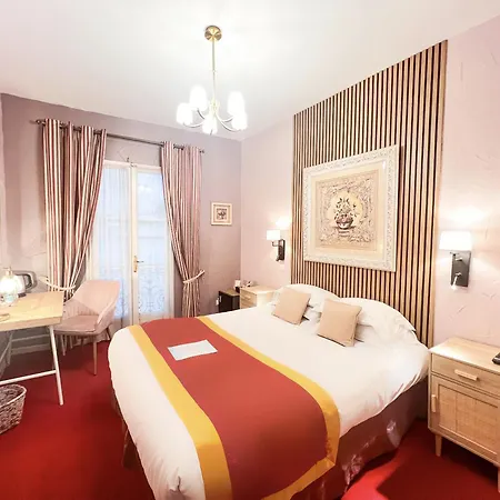 Hotel D'Aragon - Place De La Comedie --3