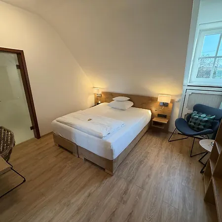 Landhotel Kauzenberg-2