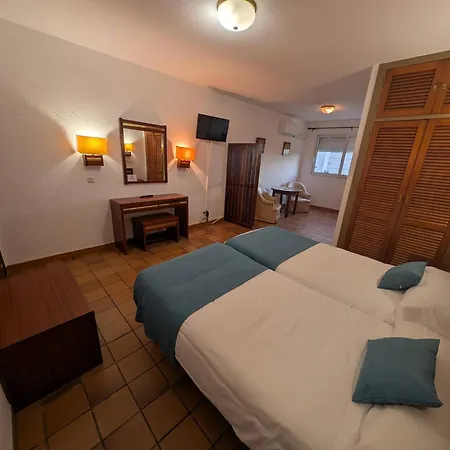 Hotel Santa María-3