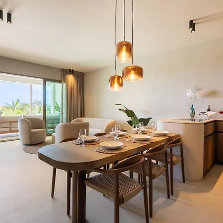 The Reef - Blue Bay Golf & Beach Resort-3