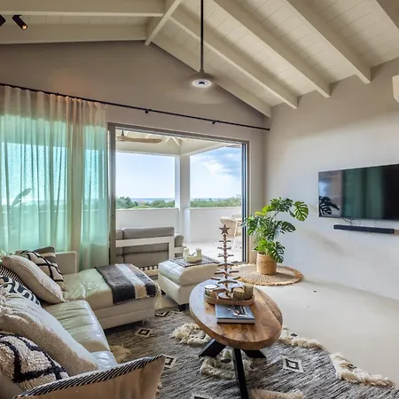 The Reef - Blue Bay Golf & Beach Resort-2