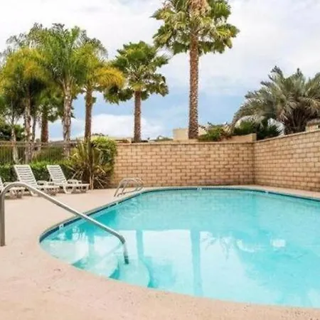 Rodeway Inn Carlsbad-2