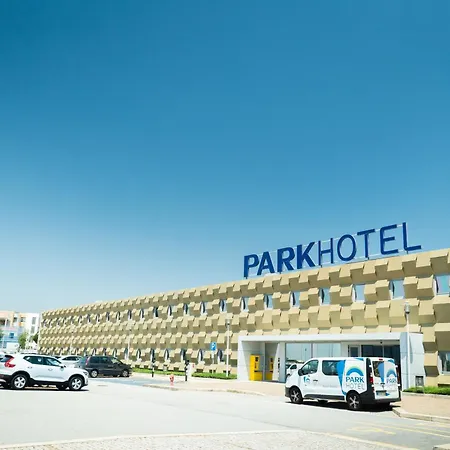 Park Hotel Porto Aeroporto-3
