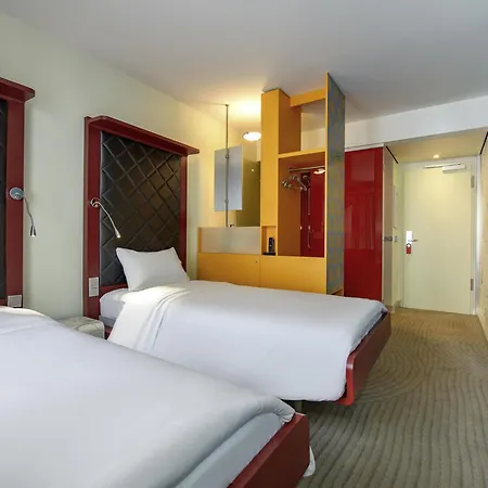 Ibis Styles Hotel Berlin Mitte-2