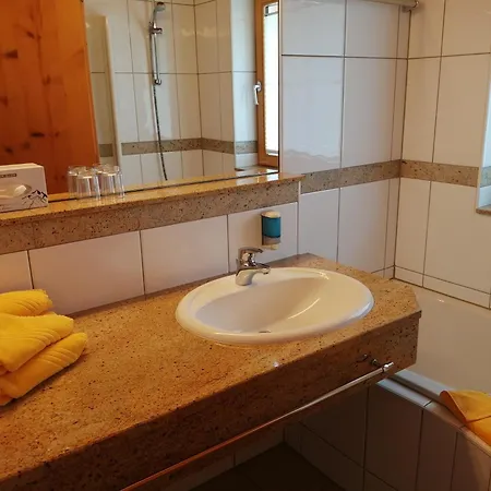 Hotel Enzian-2