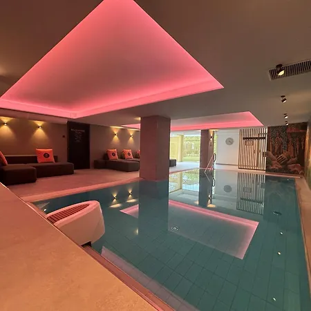 Hotel Am Triller - Hotel & Serviced Apartments - Pool & Relax Lounge-2