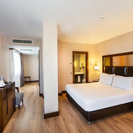 Midtown Hotel-2