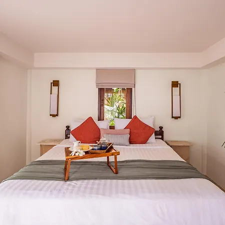 Beyond The Blue Horizon Boutique Bungalows-3