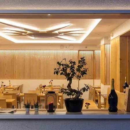 Hotel Sonne St. Moritz 3* Superior-3