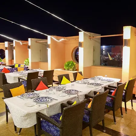 Avari Towers Karachi-2
