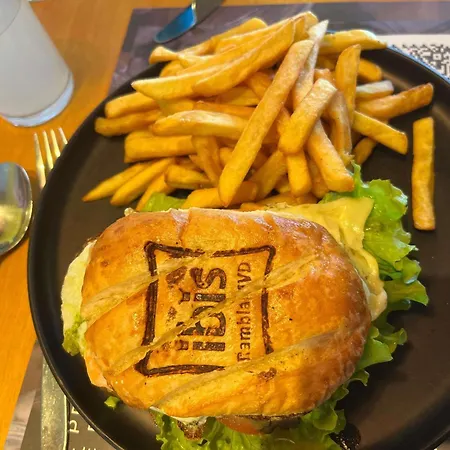 Ibis Montevideo Rambla-2