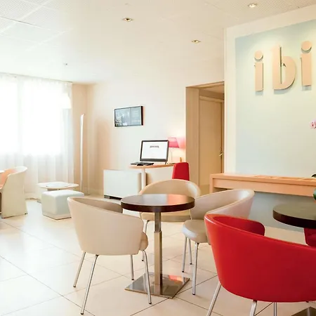Ibis Senlis-2