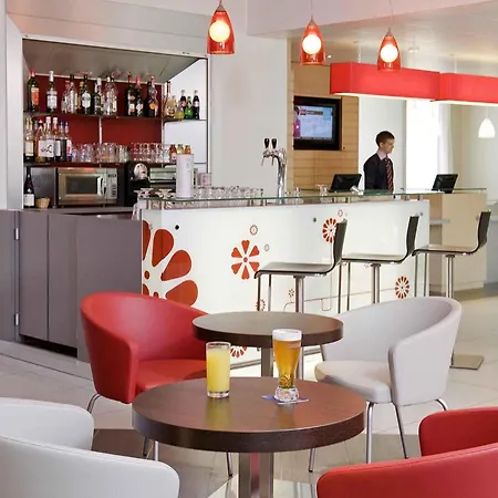 Ibis Senlis-3