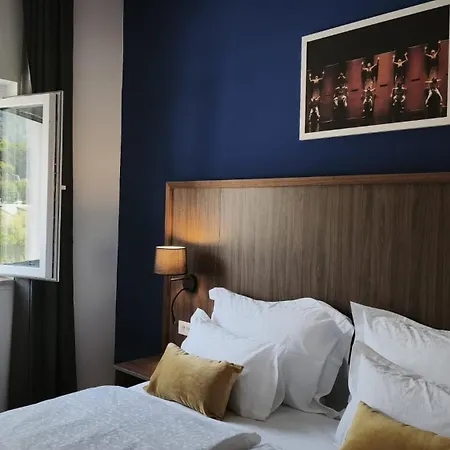 Hotel Sustipan-3