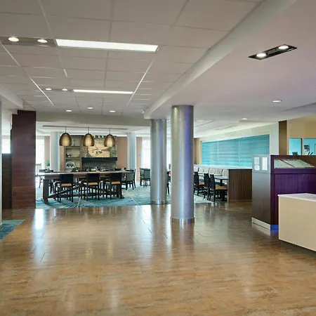 Fairfield Inn & Suites By Marriott Easton-2