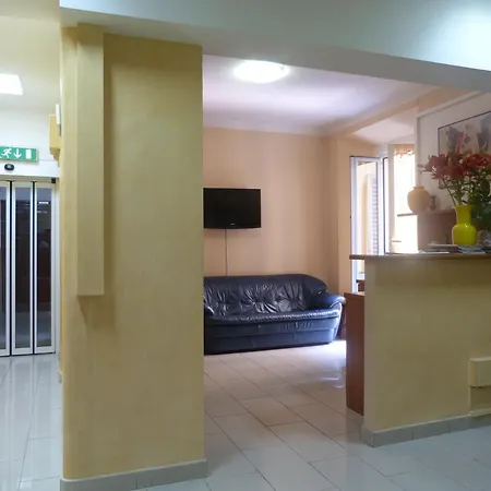 Hotel Aurora-2