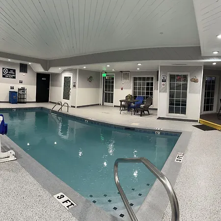 Guesthouse Inn & Suites Lexington-2