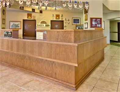 Days Inn By Wyndham Sault Ste Marie Mi-2