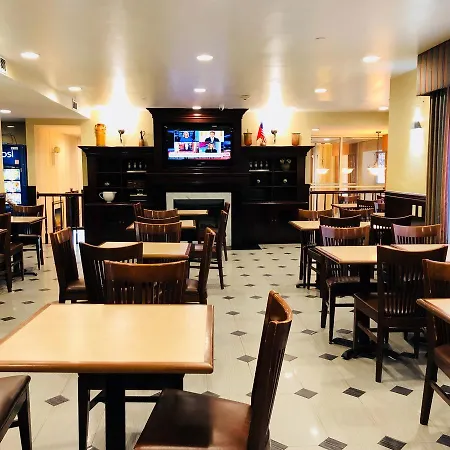 Queens County Inn And Suites-3