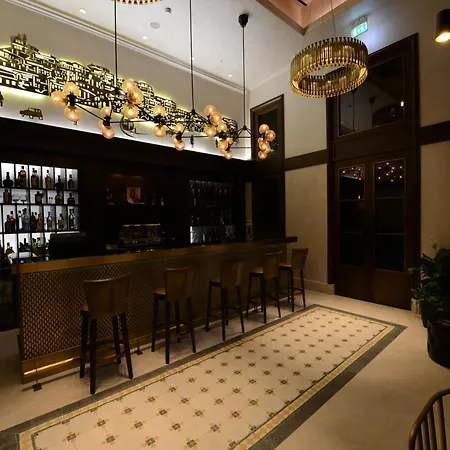 10 Karakoy-2
